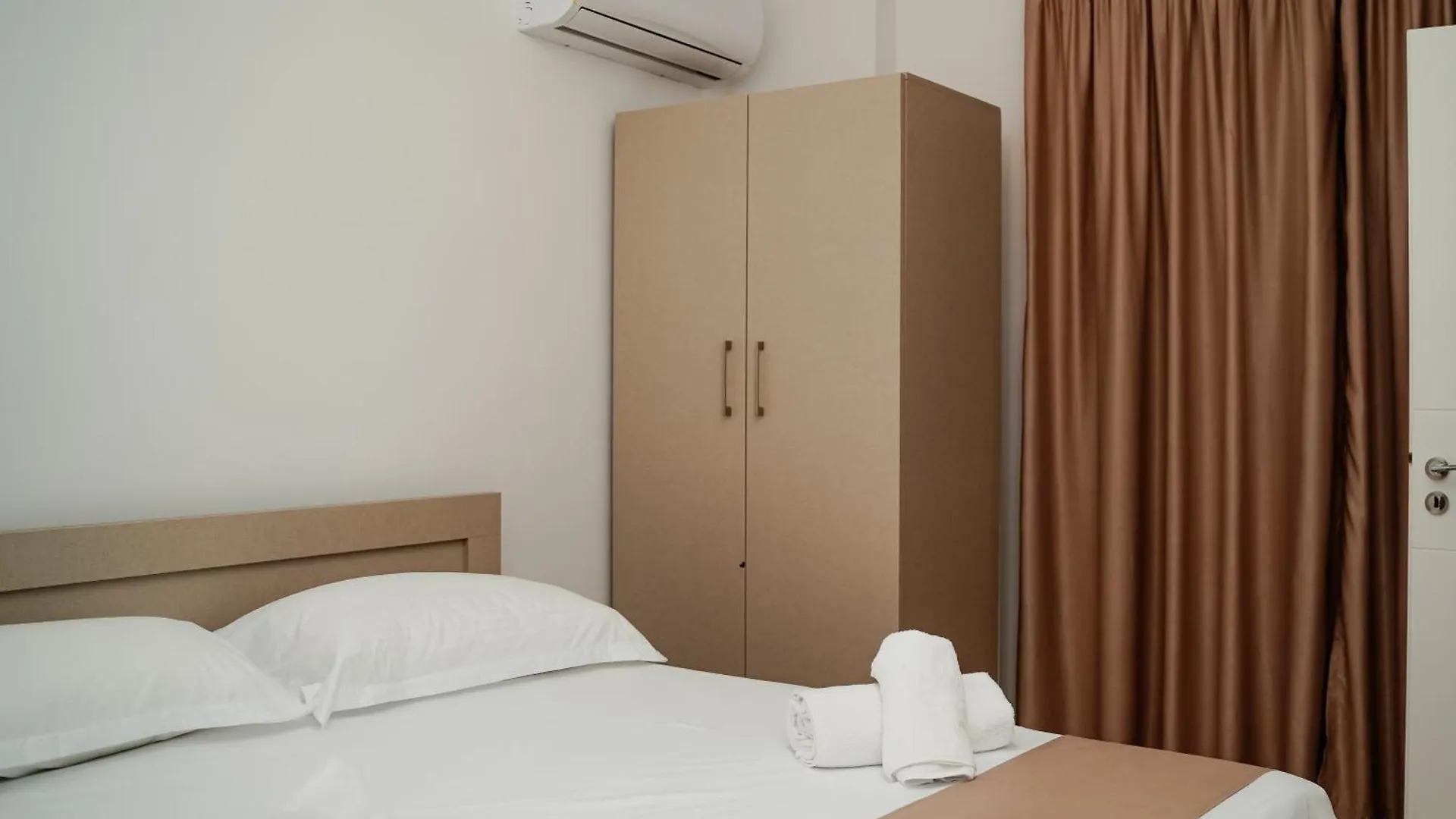 Deve Mar Hotel Borsh 3*,