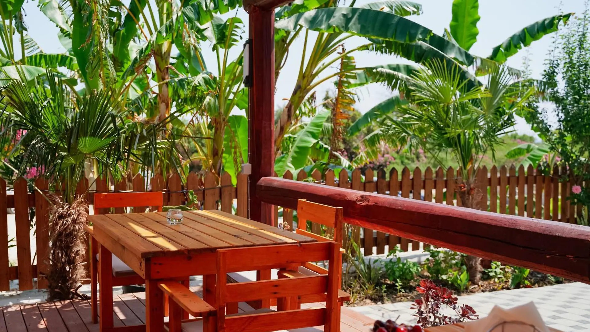 Deve Mar Hotel Borsh