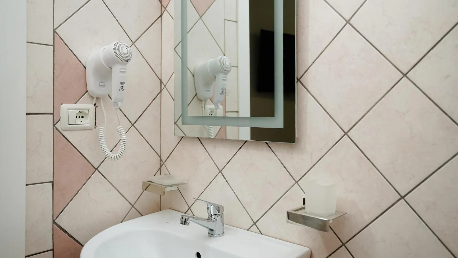 Deve Mar Hotel Borsh Albania