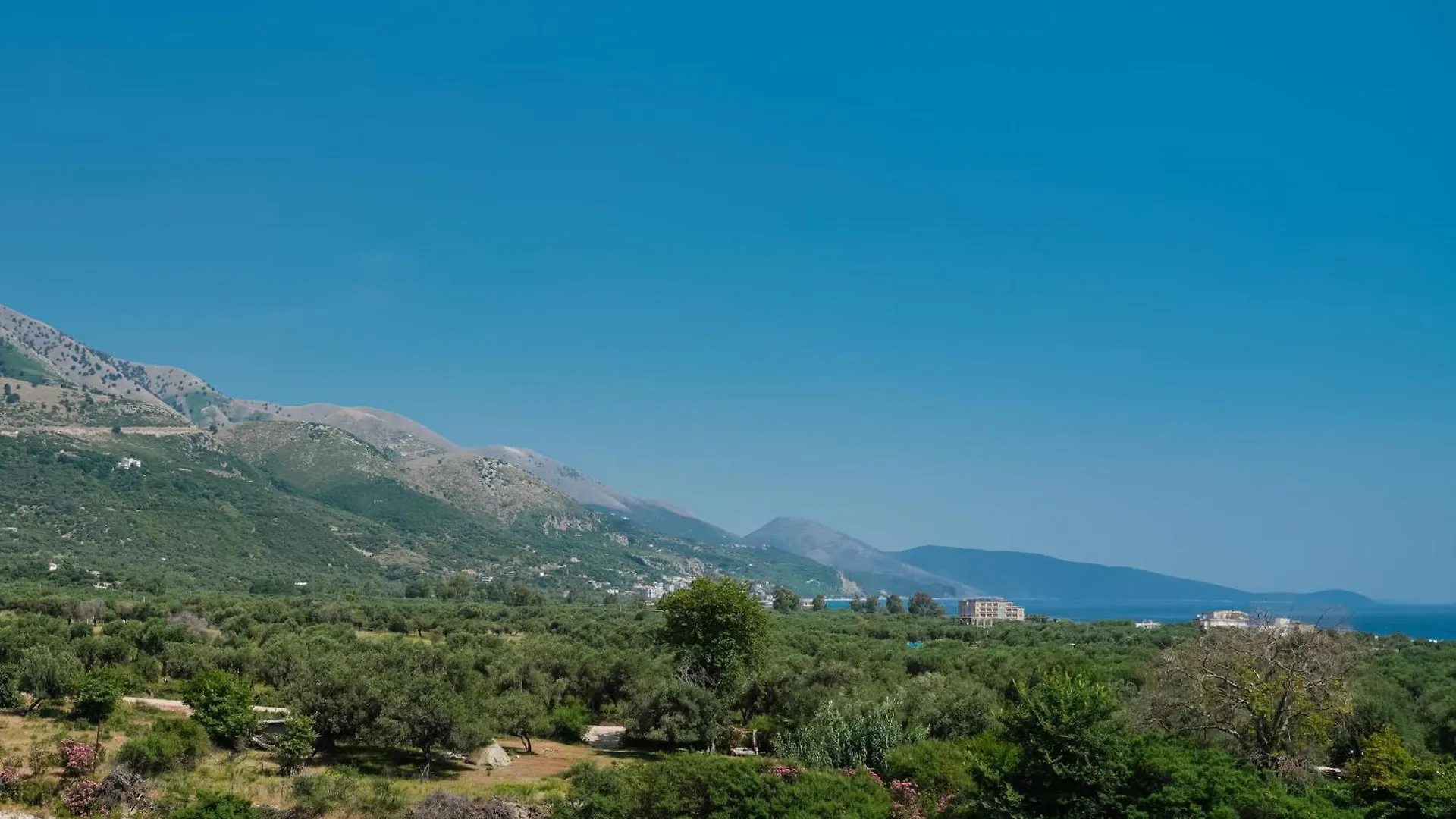 Deve Mar Hotel Borsh 3*,  Albania